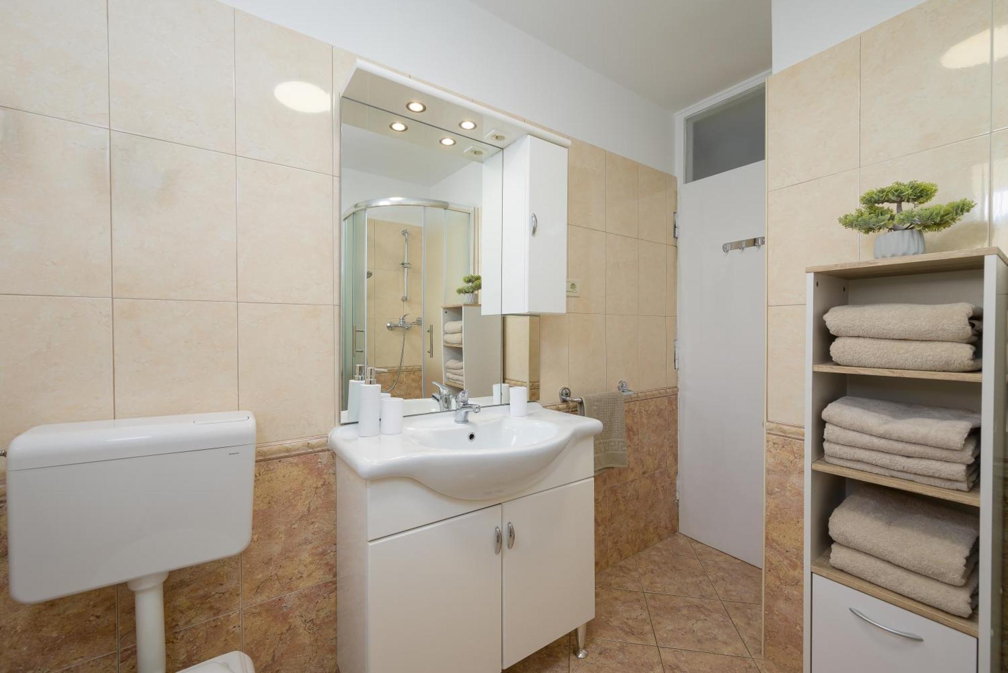 Apartment Pina Пореч Екстериор снимка